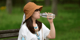 ?url=http%3A%2F%2Fcms-bucket.ws.126.net%2F2025%2F0916%2F0d7f23f1p00t2nwil002lc0007i003qc.jpg